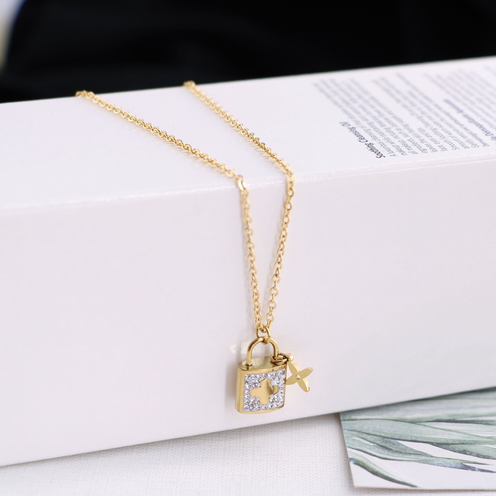 Kalung gembok titanium kore fashion anti karat