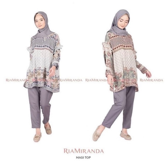 Magi Top Beige Ria Miranda