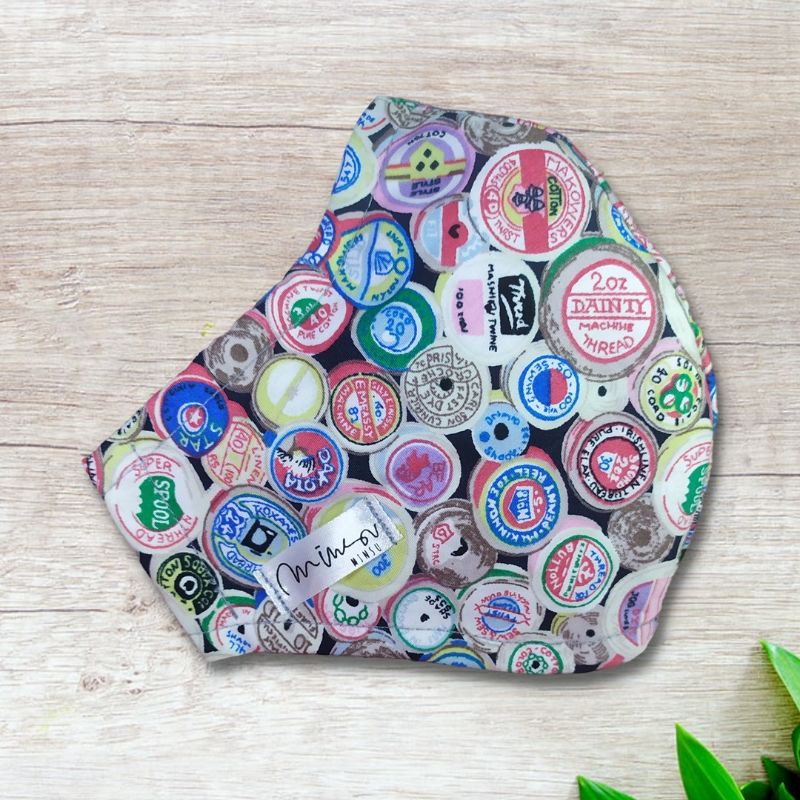 Masker kain dengan kawat hidung