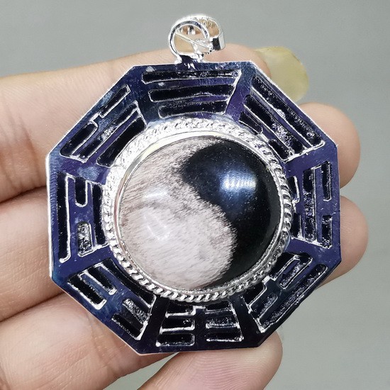 PENDANT BATU AKIK FOSIL GALIH KELOR BAGUS