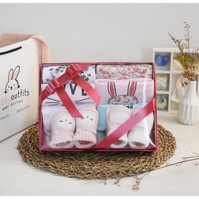 

hampers/hampersbayiperempuannewborn/babygiftset/parcelbayi/kadobayi