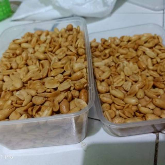 

Kacang goreng empuk ukuran sedang 500 g