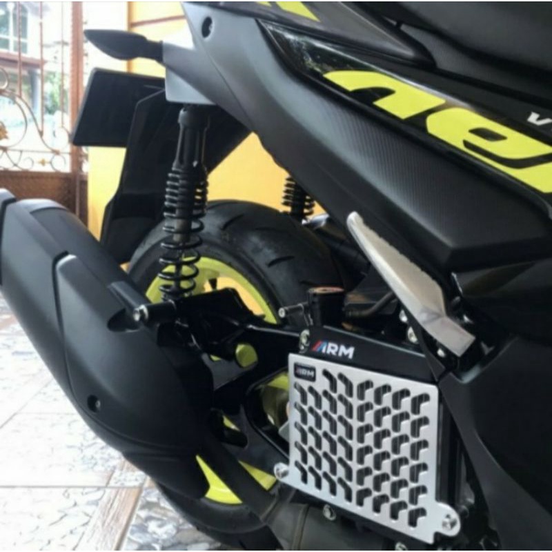 Cover tutup Radiator aluminium New Nmax 2015 - 2022 Aerox Old dan Connected 2021 Lexi Original ARM