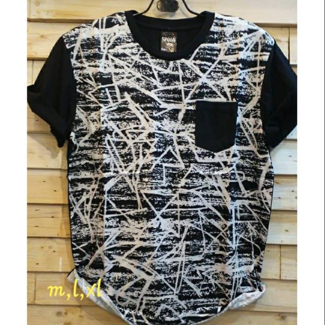 Kaos Pria Bercak Kantong