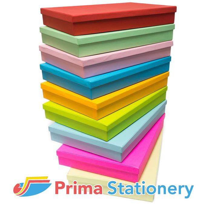 

Kotak Kado Ukuran 22X32X5Cm Warna Polos