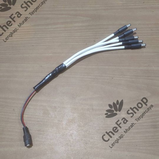 Kabel DC Spliter 4 / Sambungan Cabang 4 Jack DC 5.5 x 2.5 MM / Power Adaptor Splitter / Cumi 1 To 4 