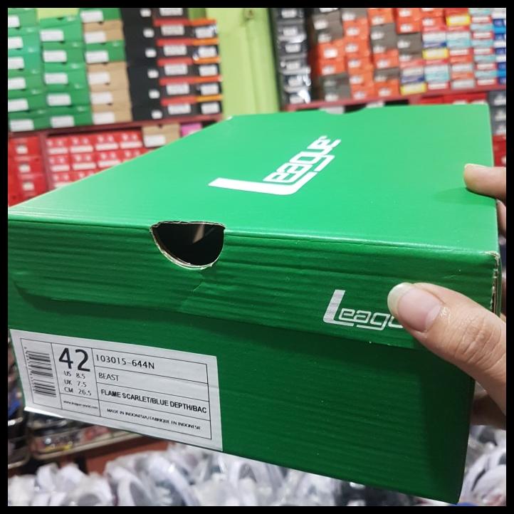 League Sepatu Basket League