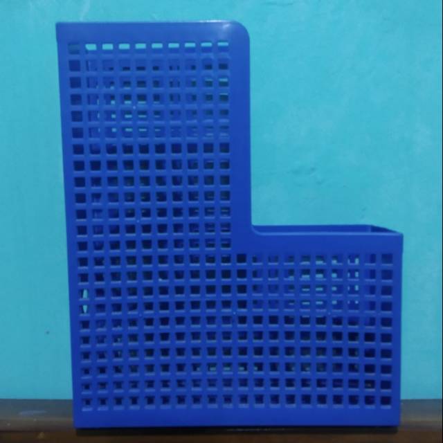 

Box File Tempat Menyimpan Dokumen Biru