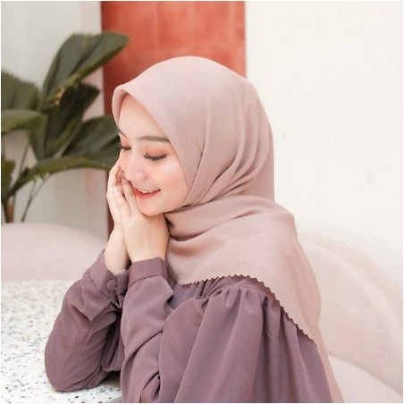HIJAB BELLA SQUARE SEGI EMPAT LASERCUT POLOS JILBAB BKN INSTAN SYARI BERGO NON UMAMA CADAR CORNSKIN