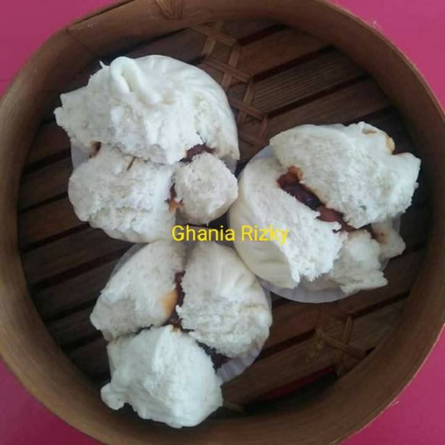 

Chasiew Pau / bapau ayam chasiew / Dimsum