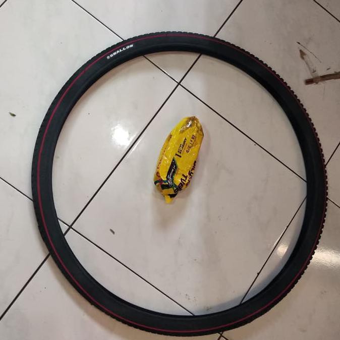 1 set ban 26 x 1 3/8 luar + dalam Swallow sepeda jengki / jepang balap