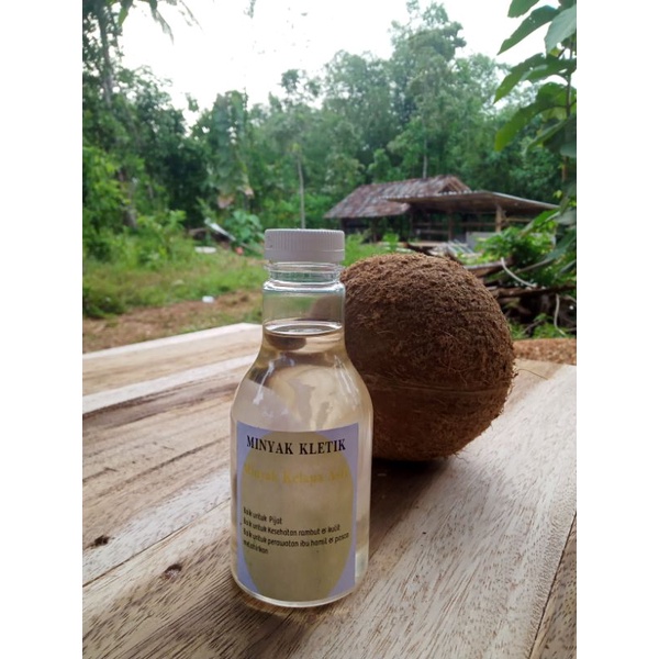 

Minyak Kletik ( minyak kelapa asli)