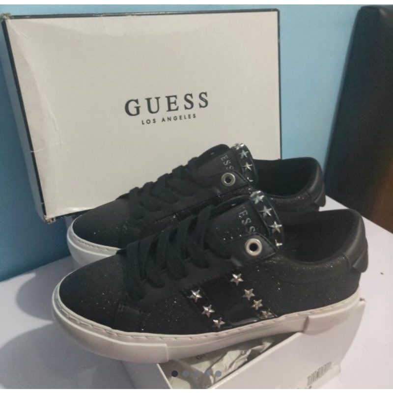Sepatu Sneakers Guess Original Store