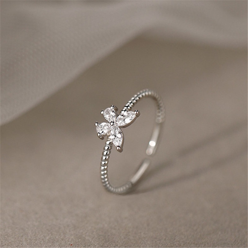 Cincin Model Terbuka Adjustable Desain Kupu-Kupu Bahan S925 Silver Aksen Berlian Gaya Korea Untuk Wanita