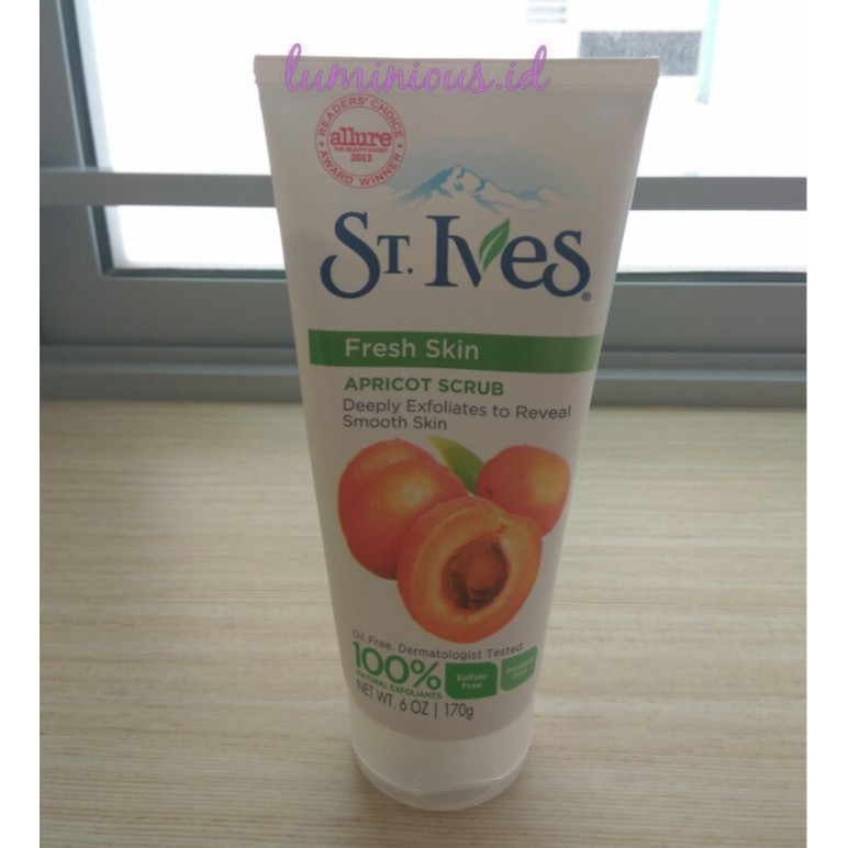 ST.Ives ST. Ives Fresh Skin Apricot Scrub - 170g   By Larva