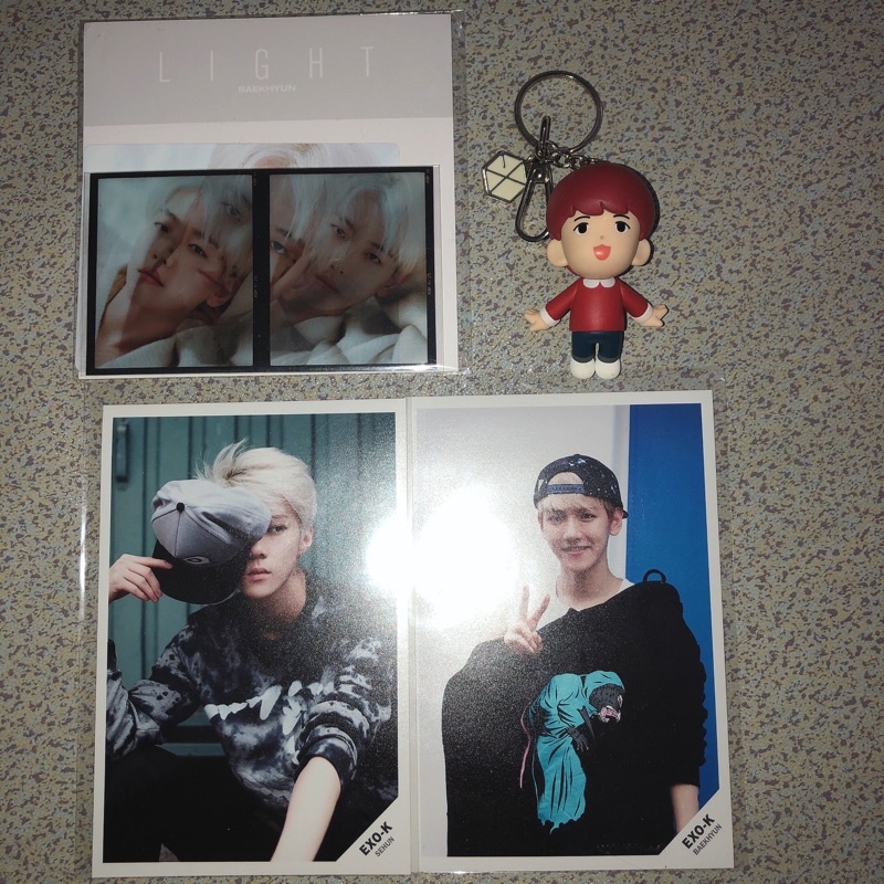 EXO BAEKHYUN OFFICIAL PC FIGURE KEYRING POSTCARD