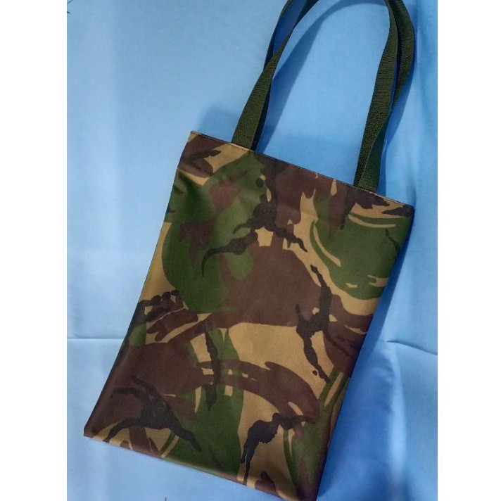 totebag kpop army totebag d300 resleting costum grosir totebag pria wanita slingbagkonveksi