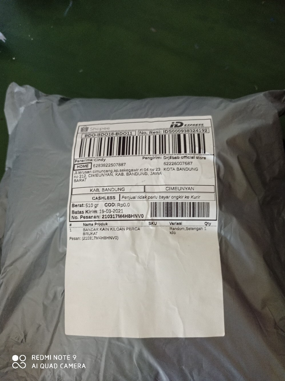Bandar Kain Kiloan Perca Brukat