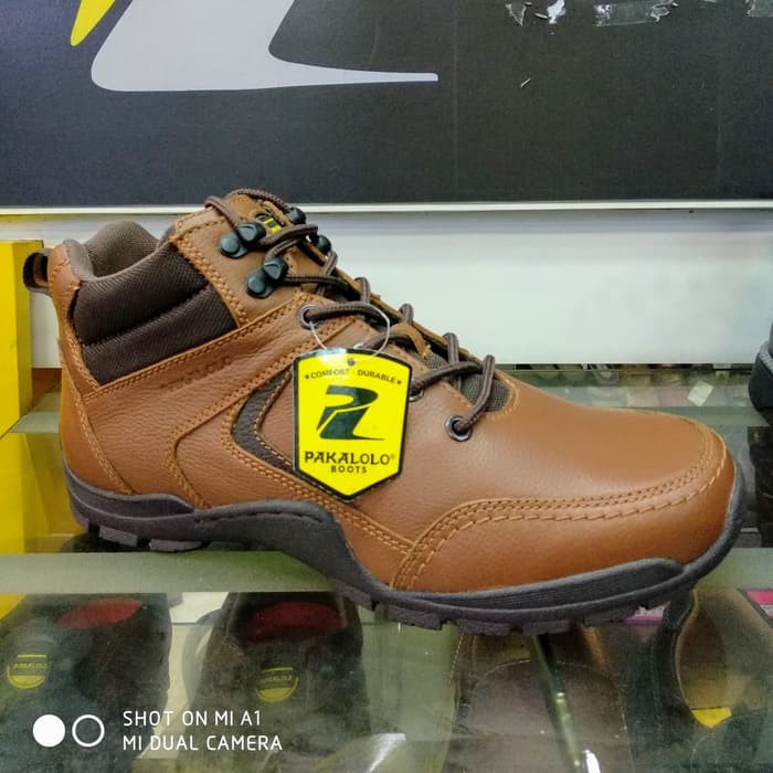sepatu kulit pakalolo boots N68981 boots pria original 39-44 - Cokelat Muda