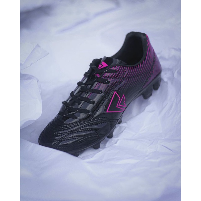 Sepatu Sepakbola Sevspo X-Zoro Black Pink Lux