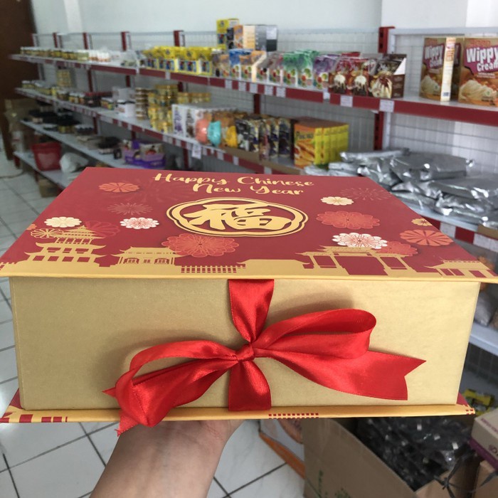 

✨ BISA COD ✨ Kotak imlek 22 x 22 x 8 motif city gold china hard box kardus lapis
