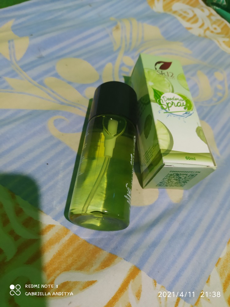Sr12 Deodorant Spray Sr12 Dan Premium  - Herbal/alami Untuk Penghilang Bau Badan/ketiak Bpom Sr12