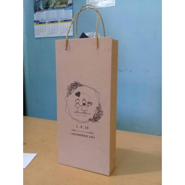 

Paper Bag Ukuran (M) cetak tali