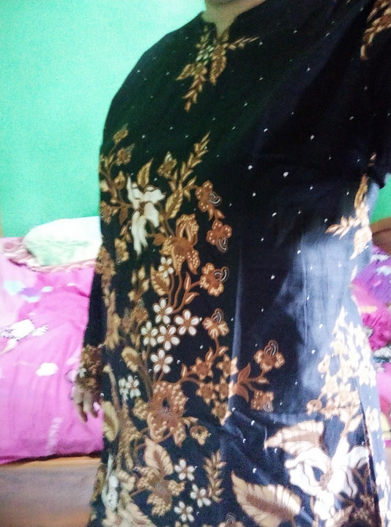 Tunik Batik Motif Hitam Manis