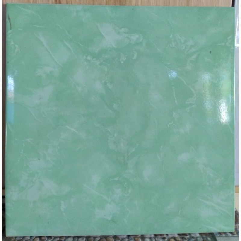 Keramik Lantai hijau 40x40 Arwana 7711 GN Pare Kediri
