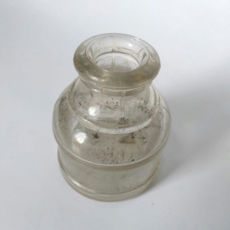 Botol Kaca Kecil Kuno Tua Jadul era Hindia Belanda Temuan Sungai - BKK4