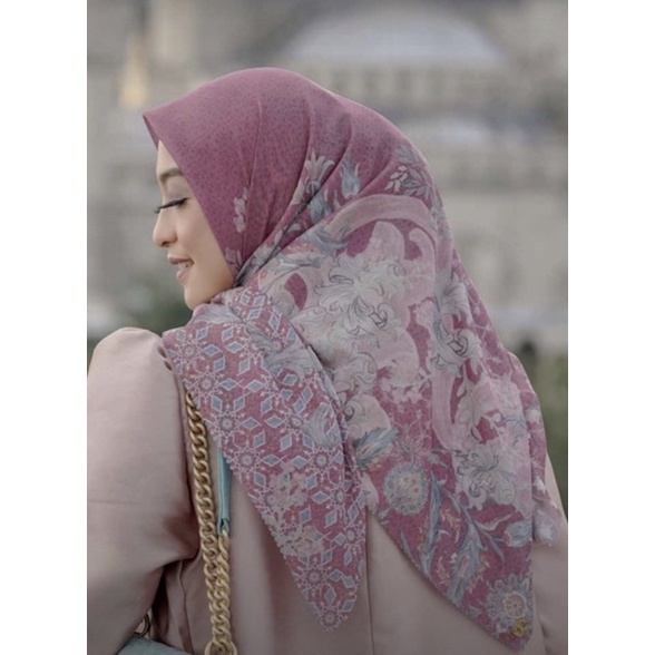 Buttonscarves Topkapi-Raspberry