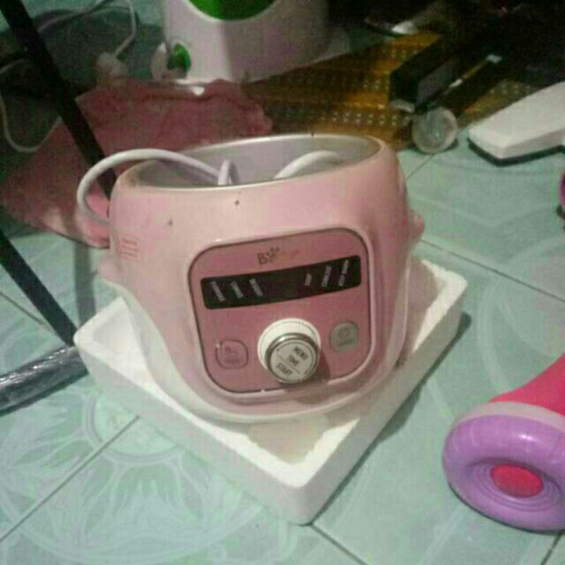 Preloved Mesin Bear Slow Cooker