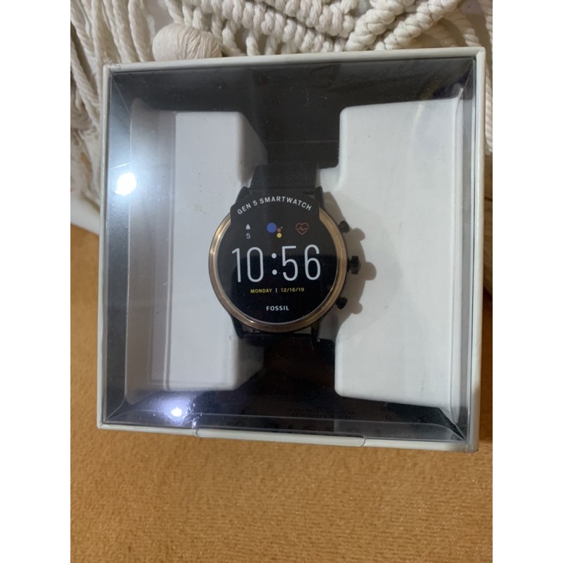 READY ON SEALED FOSSIL Q SMARTWATCH WOMENS HR GEN 5 MESH BLACK FTW6036