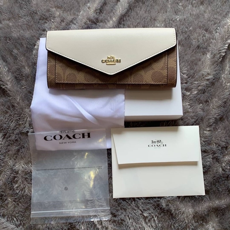 SOFT WALLET IN COLORBLOCK SIGNATURE CANVAS (COACH 31547)