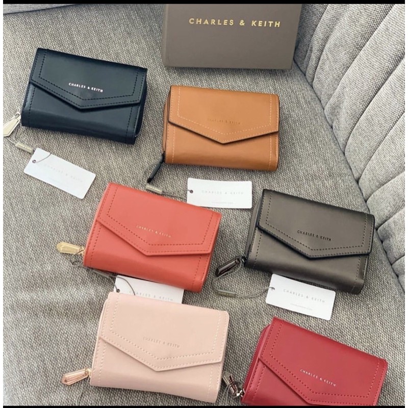 dompet charles and keith