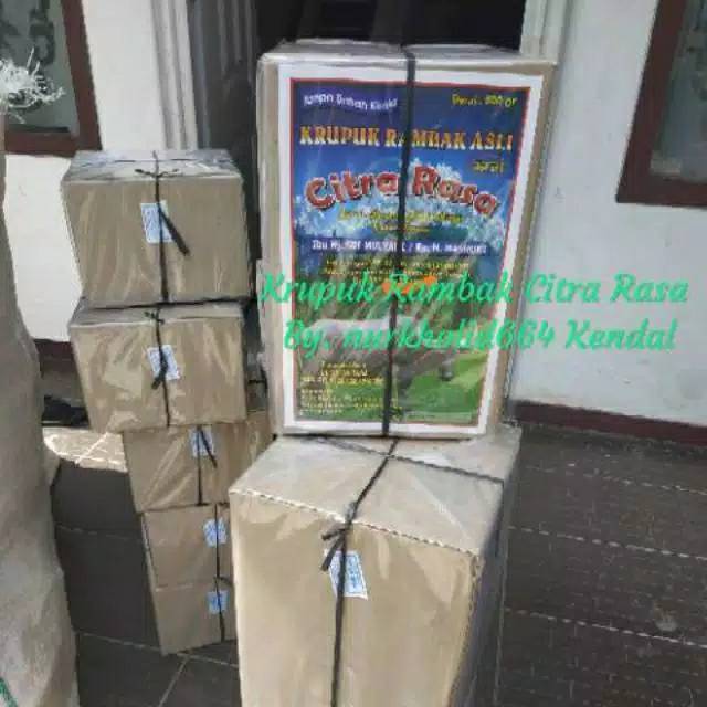 

Krupuk rambak kulit kerbau asli