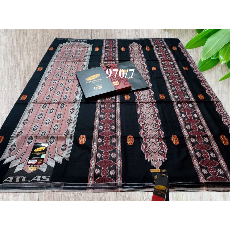 SARUNG ATLAS SUPER PREMIUM GOLD S.970 BLACK EDITION