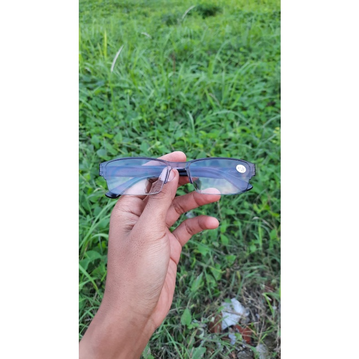 Kacamata Baca Lensa Plus Gradasi Hitam type AA612T.Rimless / Kacamata Baca Lensa Gradasi Termurah/KACAMATA BACA PRIA/KACAMATA WANITA/KACAMATA RABUN DEKAT/KACAMATA RABUN JAUH