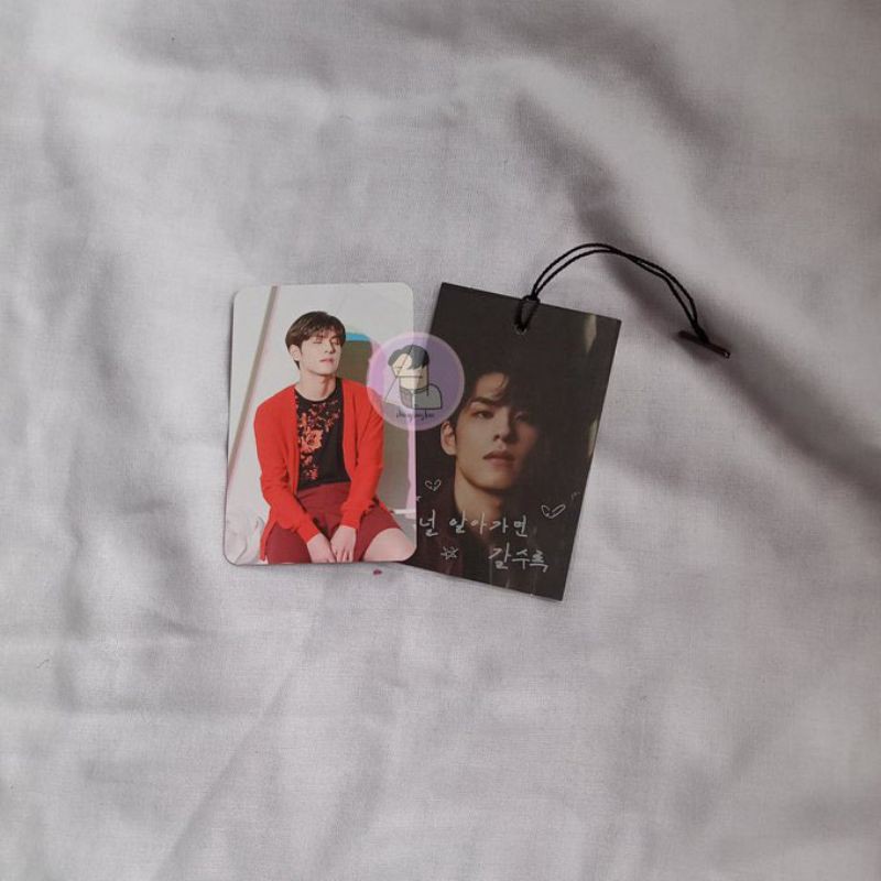 pc and bookmark wonpil set