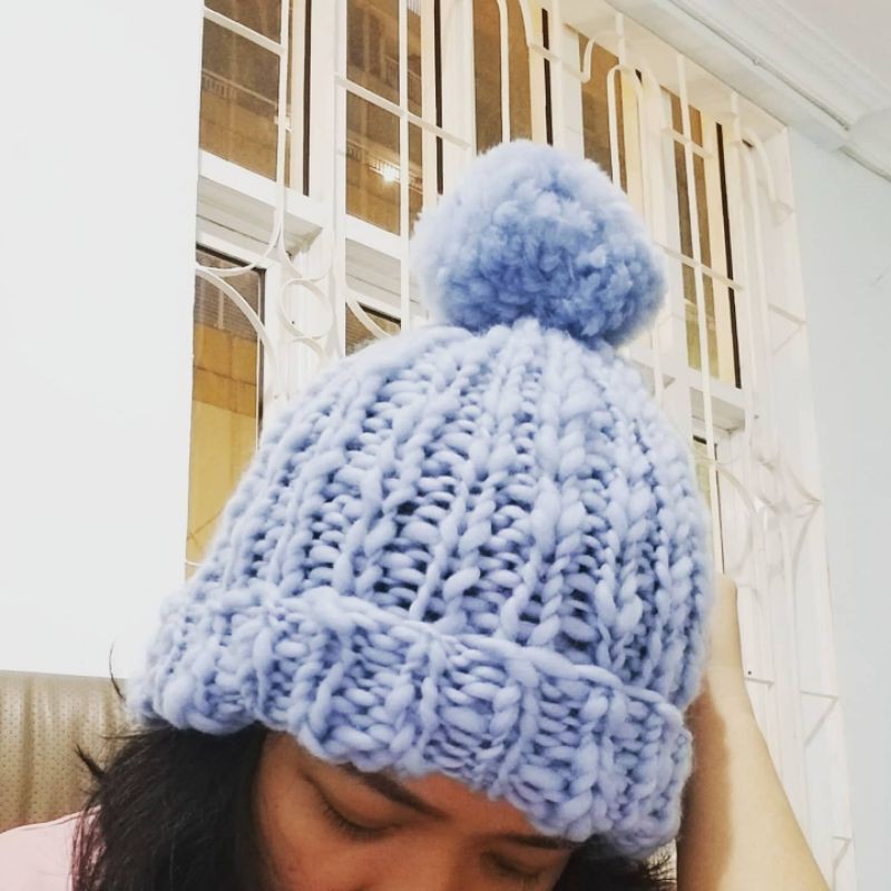 Paket Rajut untuk Pemula Knitting Chunky PomPom Hat Kit