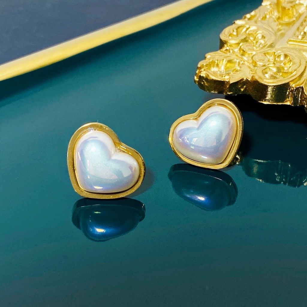 Anting love putih mutiara titanium anti karat korea fashion - ercassia