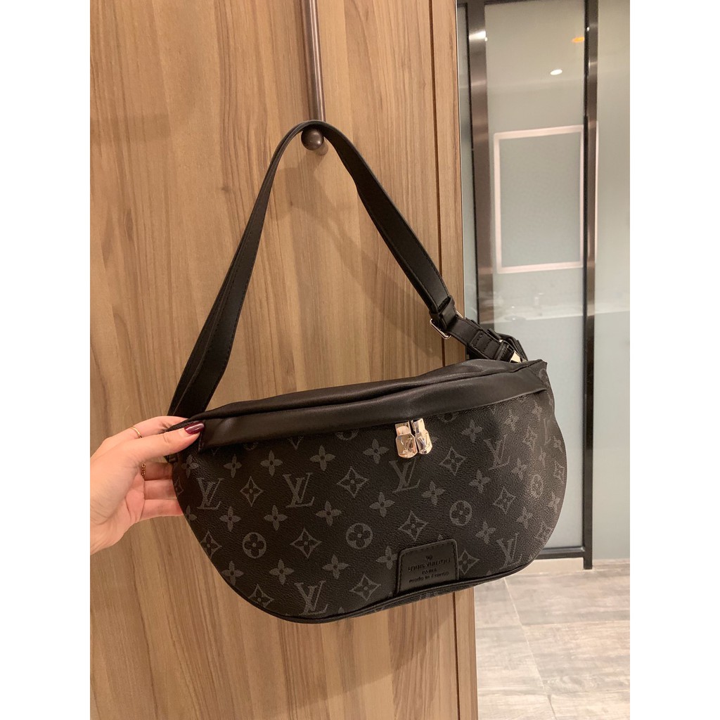 louis vuitton mens chest bag