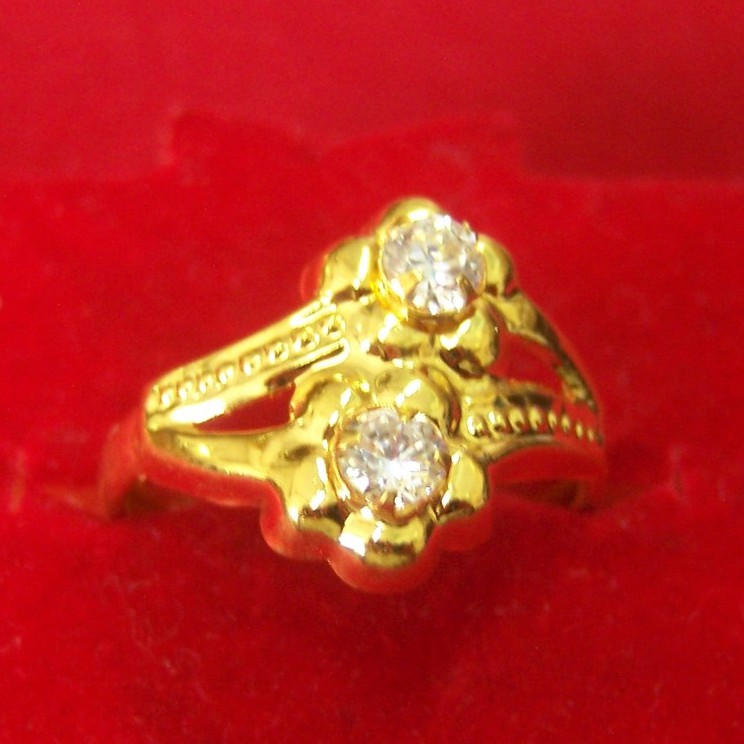 Tiara Jaya #Cincin Bunga Permata Putih Emas Asli Kadar 700 70%