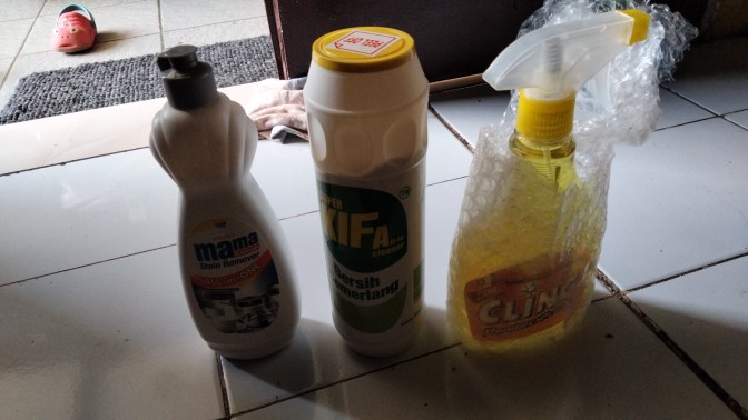 Super Kif Bubuk Pembersih 650 Gr