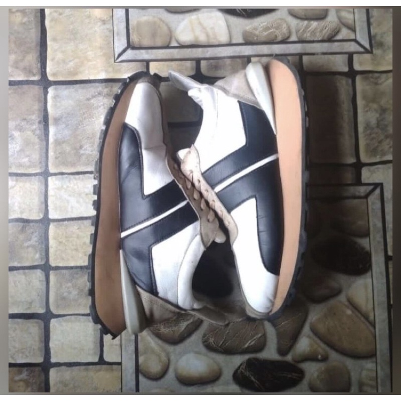 Sepatu lanvin