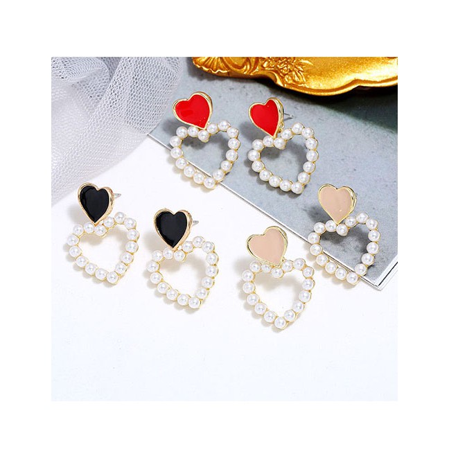 LRC Anting Tusuk Fashion Contrasting Oil Drop Heart Stud Earrings With Pearls A60561