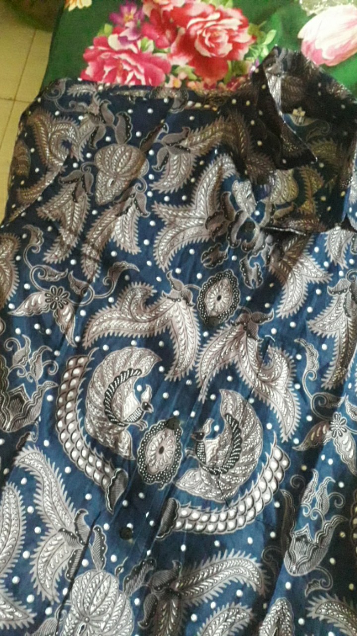 Kemeja Batik Pria Motif Berkelas Istimewa Murah