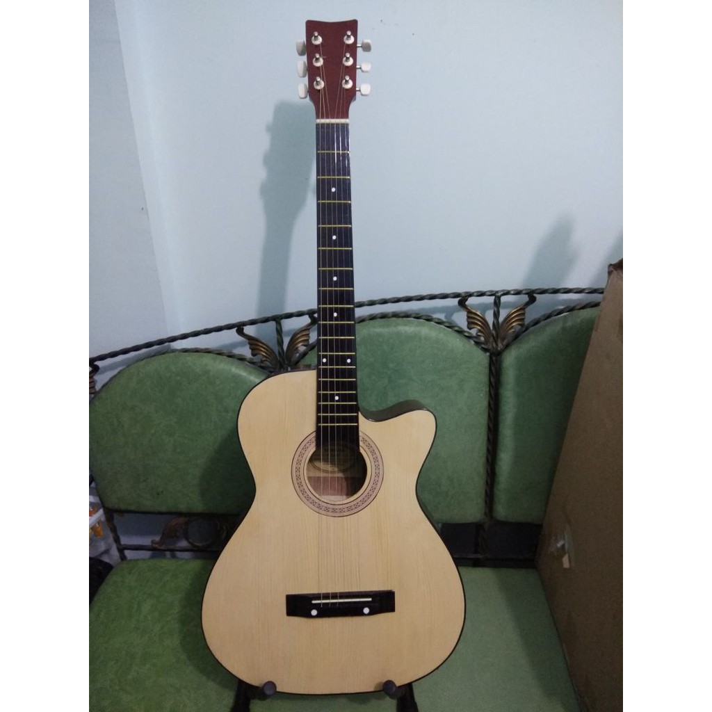 [KHUSUS GOSEND] Gitar Akustik Merk Yamaha Warna Natural Jakarta Murah Untuk Pemula Belajar