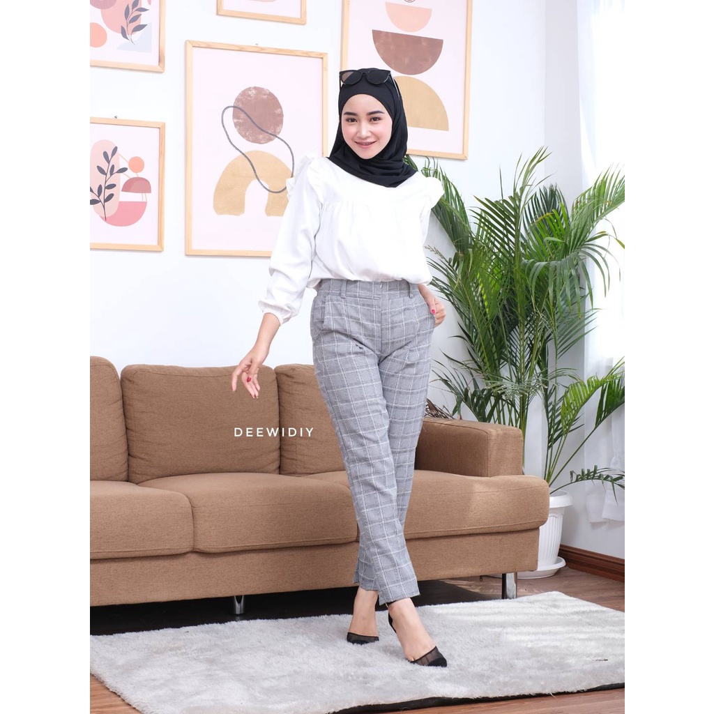 CELANA PANJANG WANITA MOTIF KOTAK STYLISH - SALSA PANTS DEEWIDIY