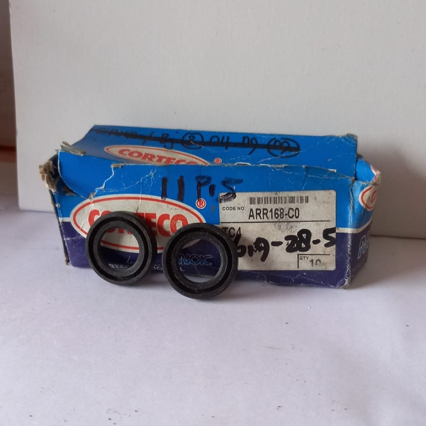 Oil Seal 16.9 - 28 - 5 per 1 pc